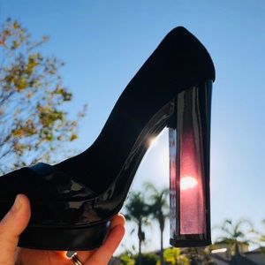 Stunning Handmade Black Pollini Pumps
